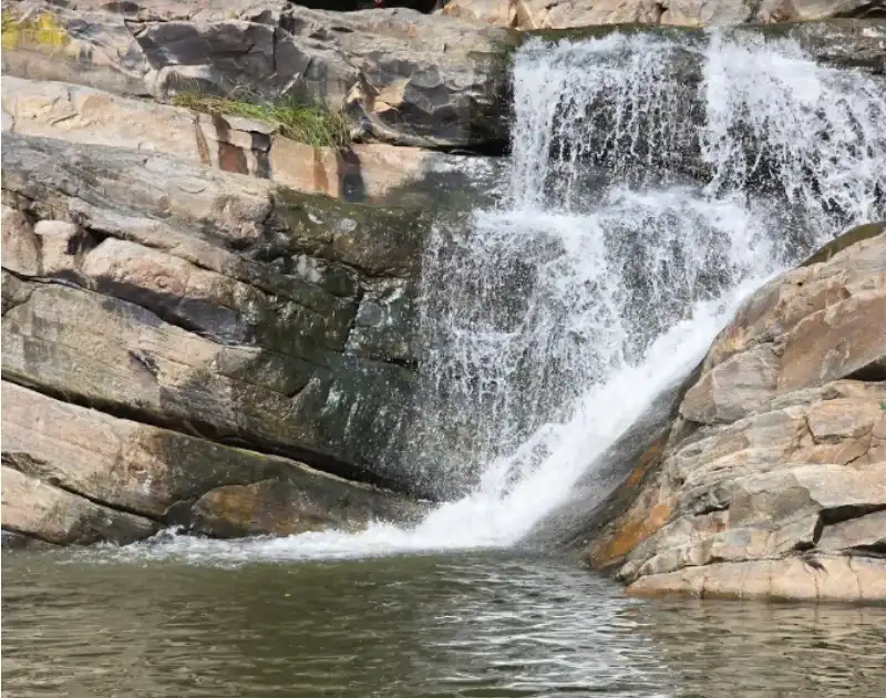 Naldeshwar Mahadev Temple Waterfall